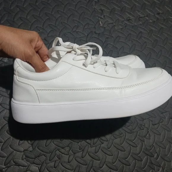 Men White canvas sneakers - Picture 6 of 12